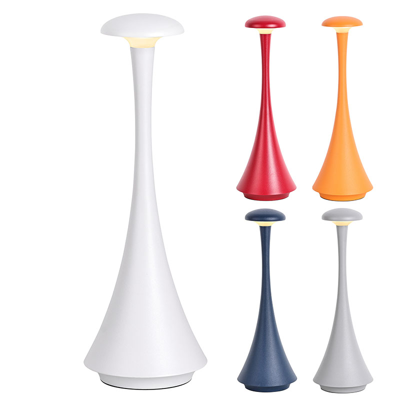 పునర్వినియోగపరచదగిన బ్యాటరీతో LED డెస్క్ ల్యాంప్‌ను కొత్తగా డిజైన్ చేయండి